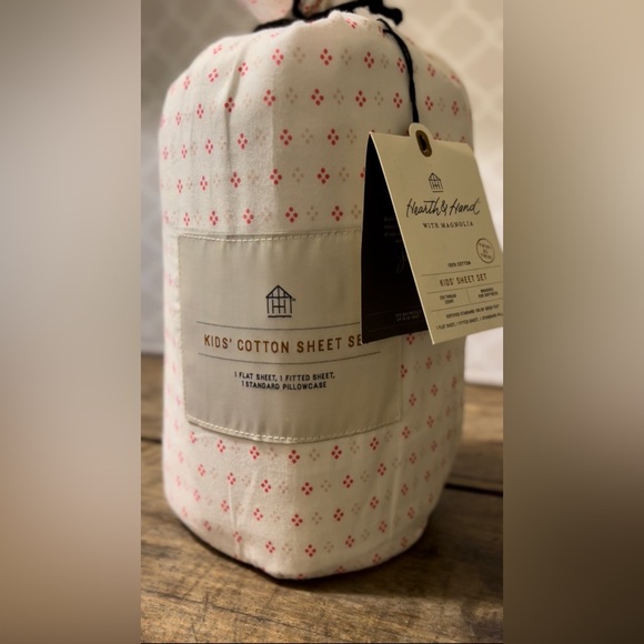 Hearth & Hand Other - Hearth & Hand with Magnolia Kids Cotton Sheet Set - Twin - XL Twin - Pink Dots